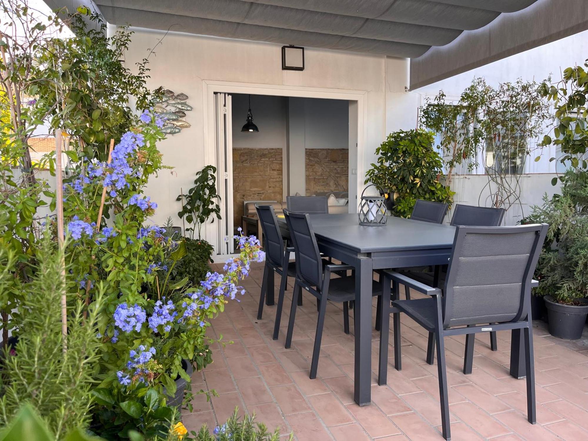 Casa Nuna Modern Loft With Private Garden Terrace เฮเรซ เด ลาฟรอนเตรา ภายนอก รูปภาพ